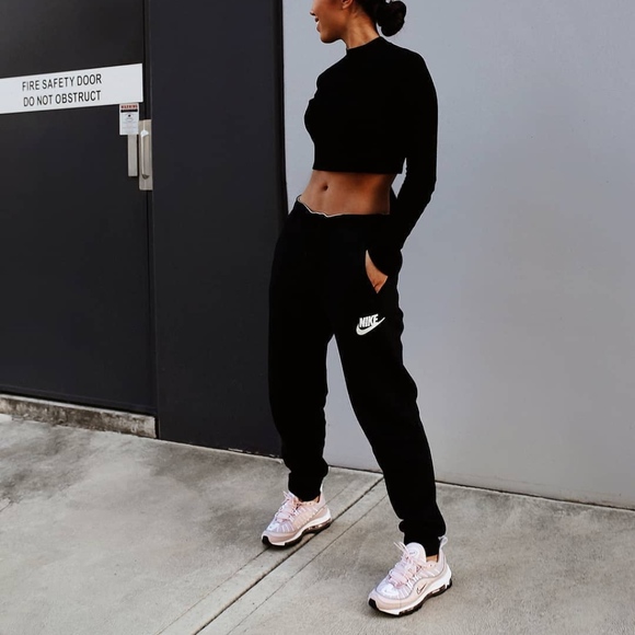 Nike Pants - Nike Black Fleece Sweatpants